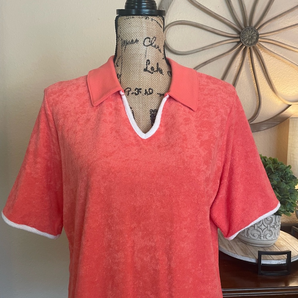 New D & Co. Beach Coral Orange French Terry Top - Picture 2 of 11